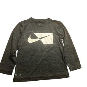 Nike Dry Fit Long Sleeve Boys Shirt - Size 6/7